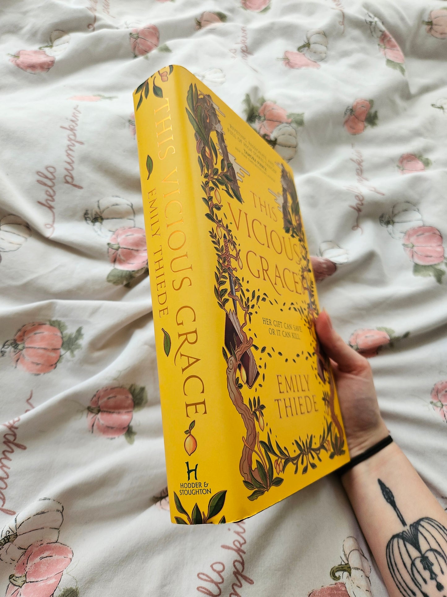 Faiyloot This Vicious Grace By Emily Theide