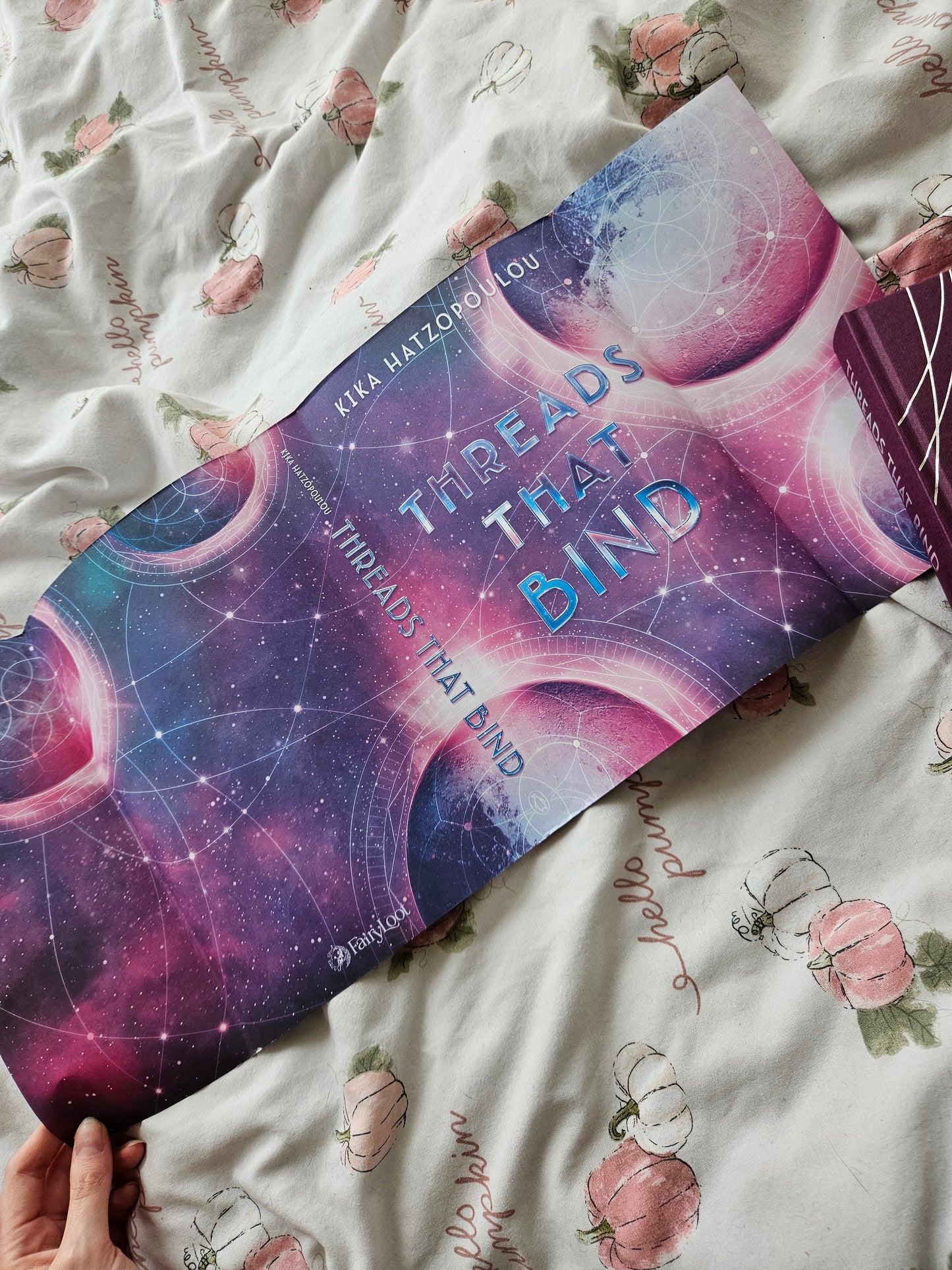 Fairyloot Threads That Bind By Kika Hatzopoulou